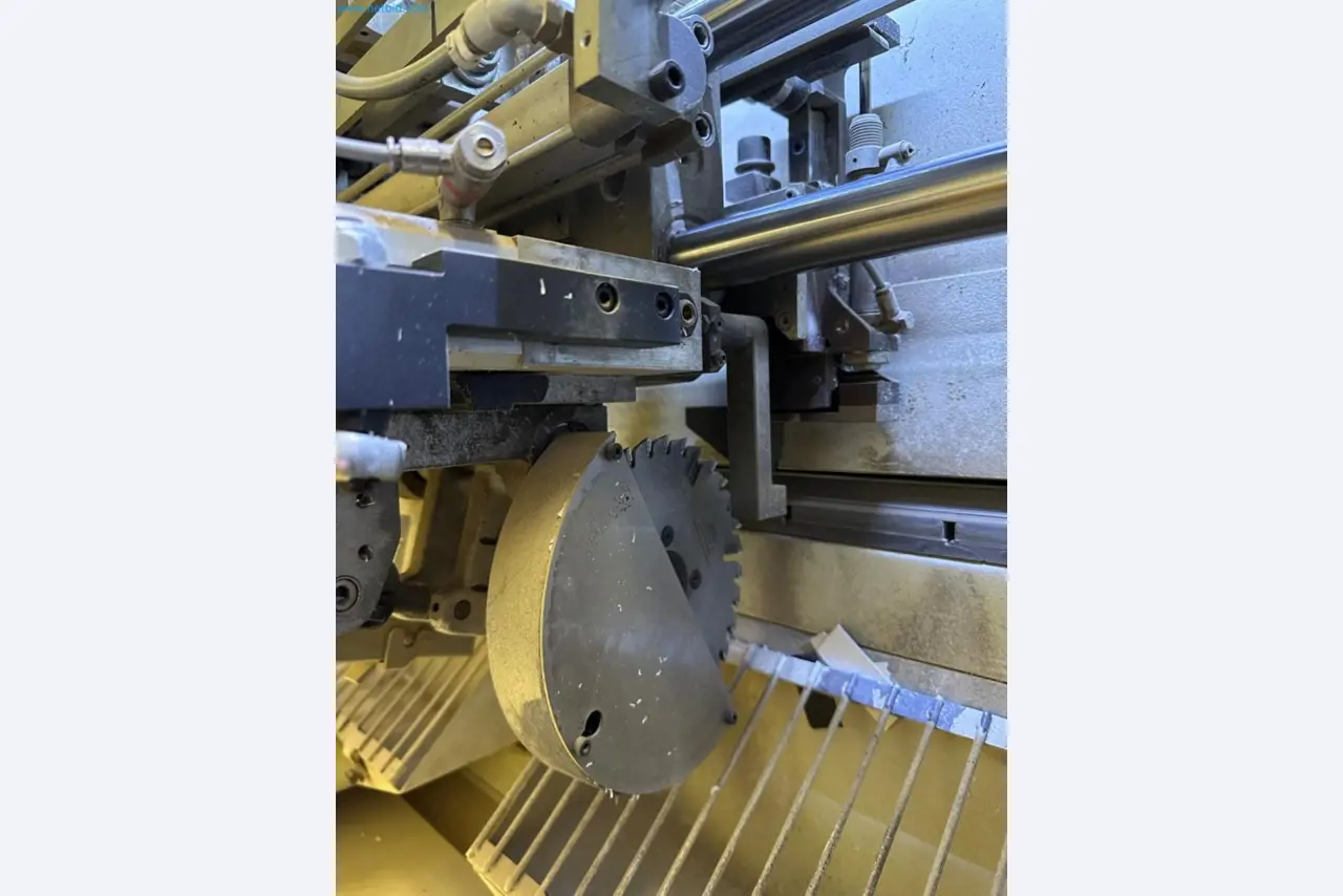 Single-sided edge banding machine SCM Stefani One-18