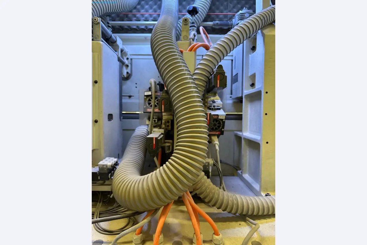 Single-sided edge banding machine SCM Stefani One-20