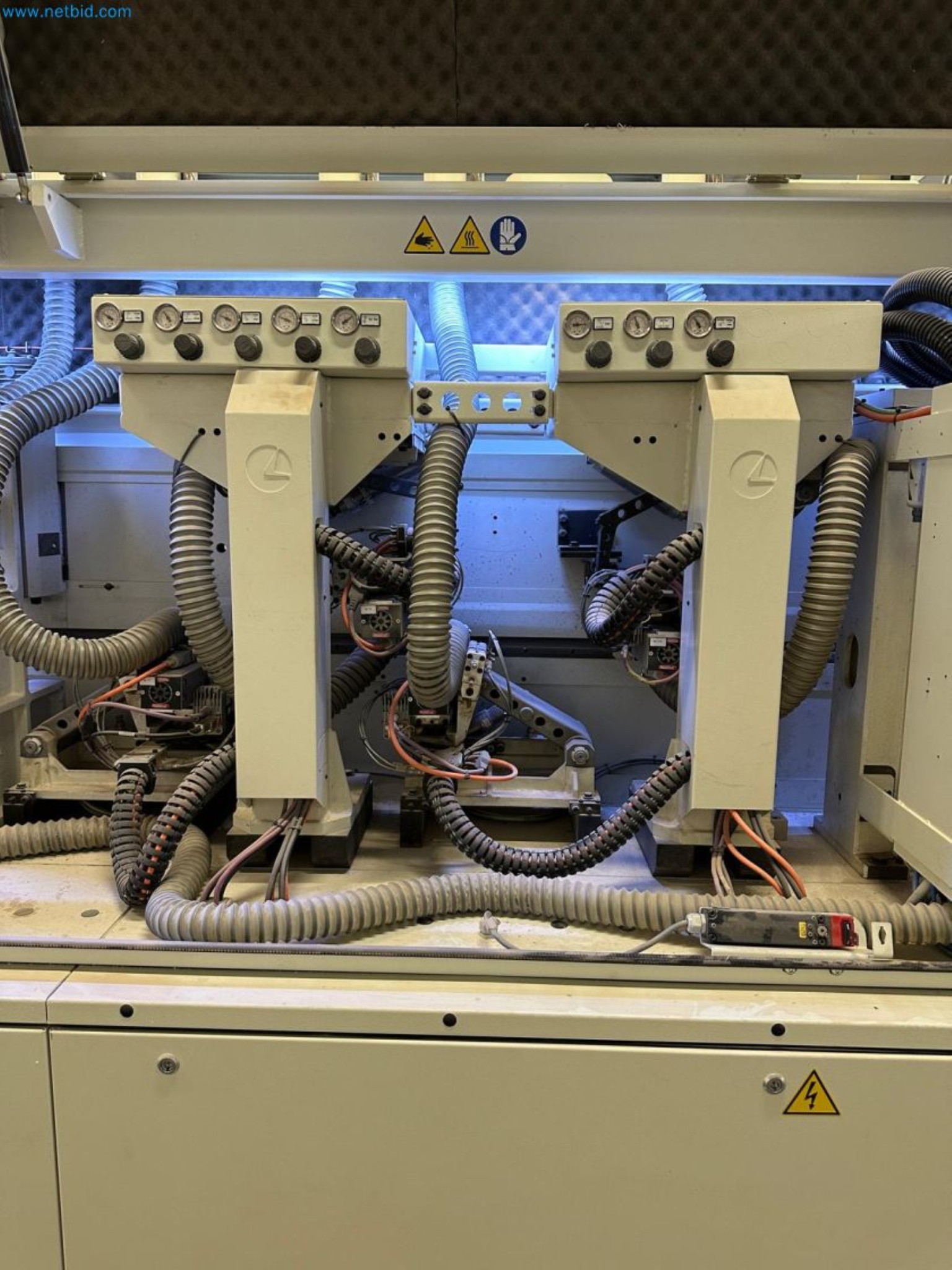 Single-sided edge banding machine SCM Stefani One-22