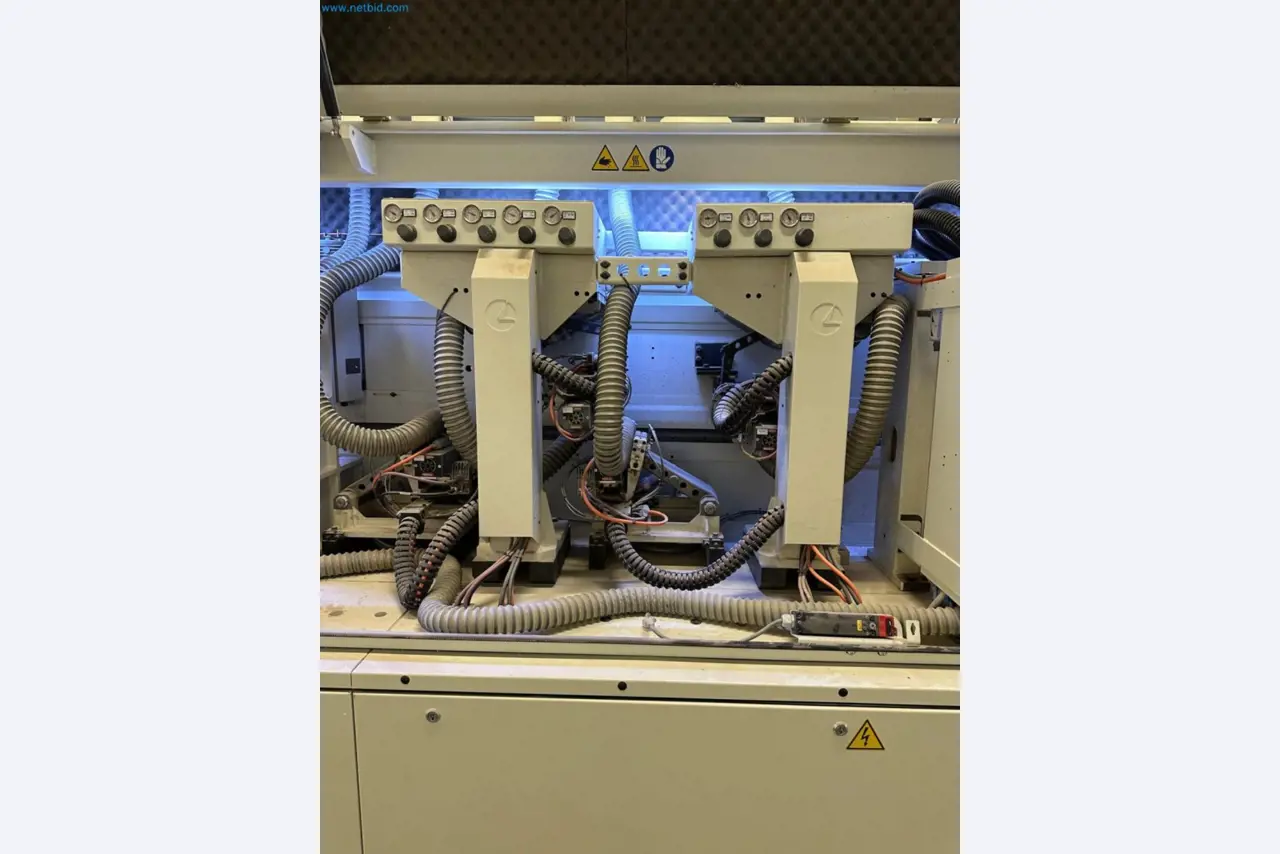 Single-sided edge banding machine SCM Stefani One-22