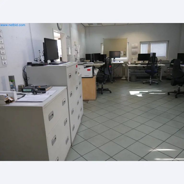 Maszyny z zakresu produkcji CNC i inżynierii mechanicznej-2