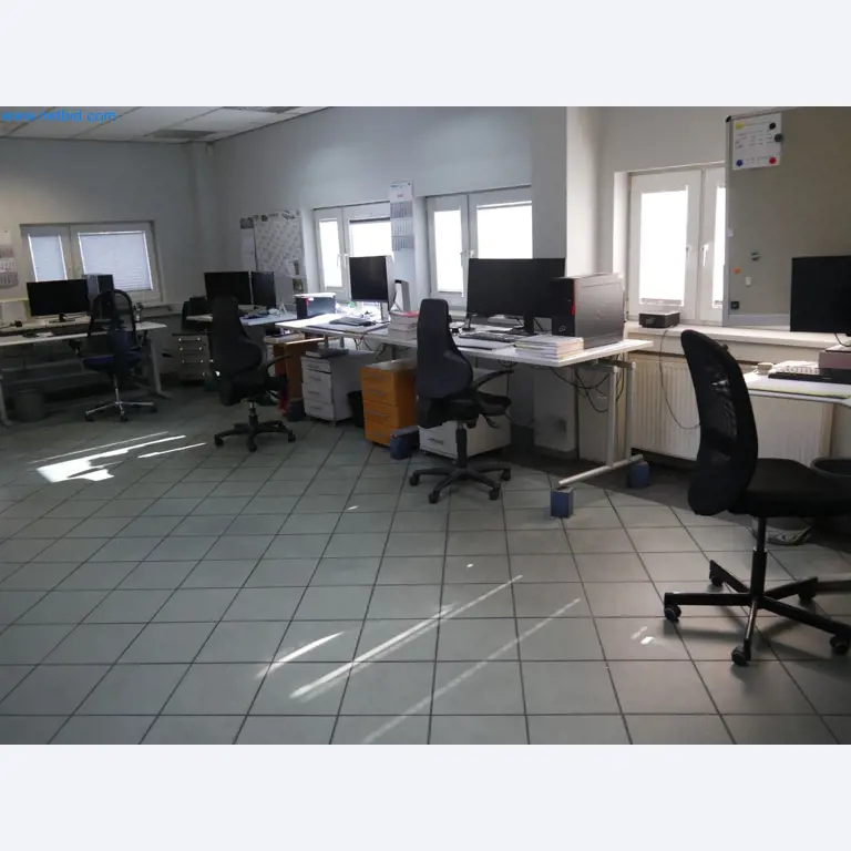 Maszyny z zakresu produkcji CNC i inżynierii mechanicznej-3