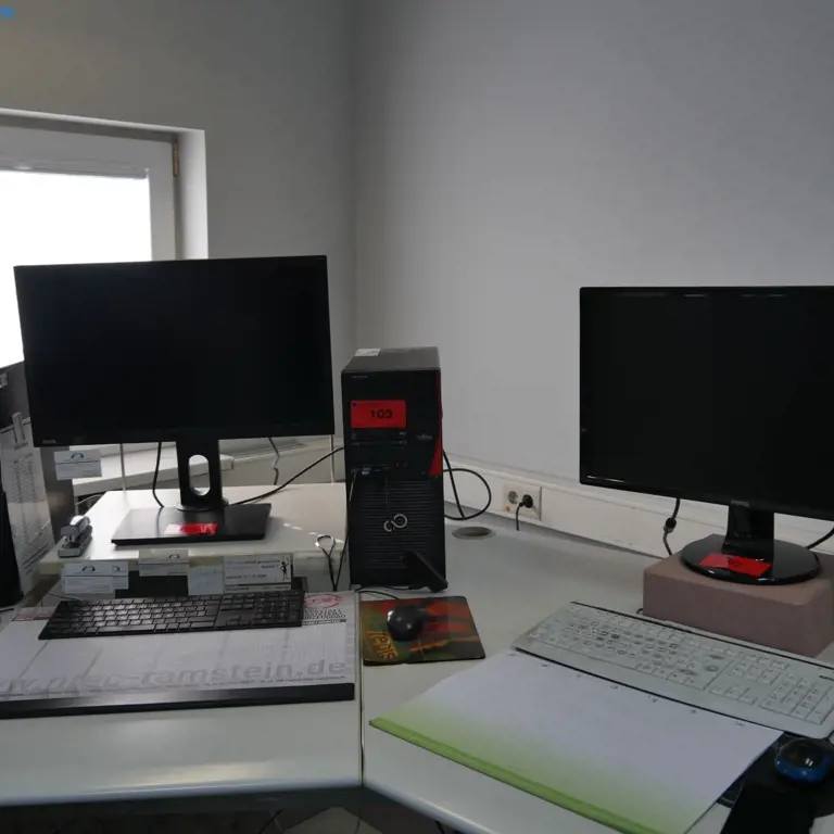 PC Fujitsu CELSIUS W530