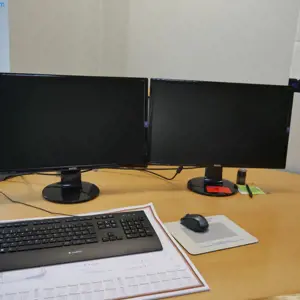 PC Fujitsu ESPRIMO P556/E85+