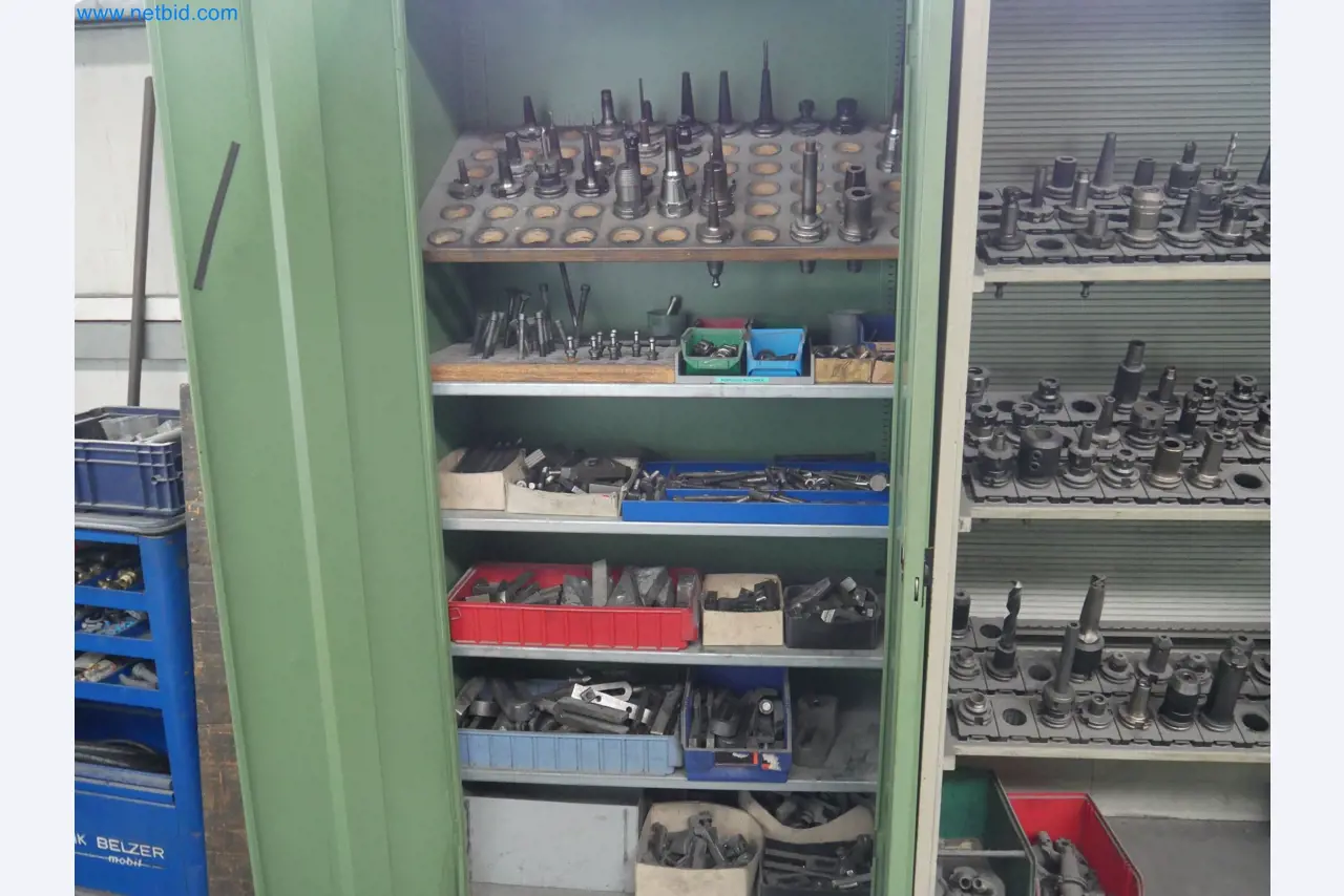 Machines du secteur de la fabrication CNC et de la construction mécanique-1