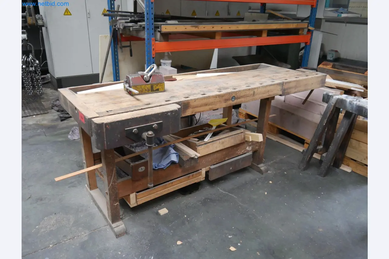 Machines from the field of CNC manufacturing and mechanical engineering-3