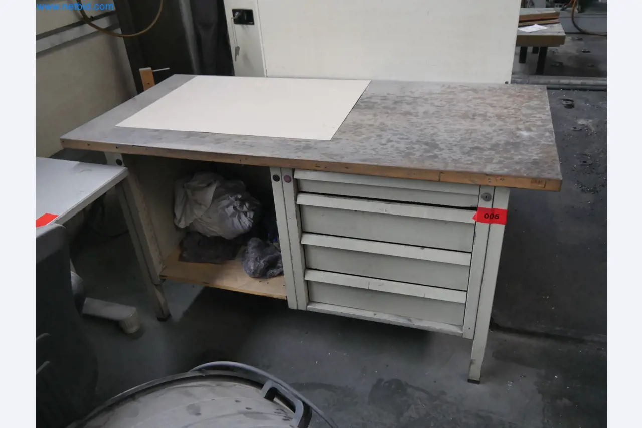 Machines du secteur de la fabrication CNC et de la construction mécanique-1