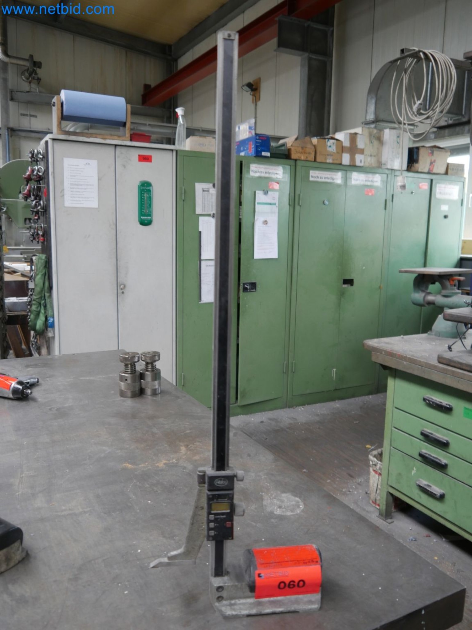 Machines du secteur de la fabrication CNC et de la construction mécanique-1