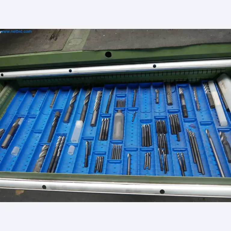 Máquinas del ámbito de la fabricación CNC y la ingeniería mecánica-11