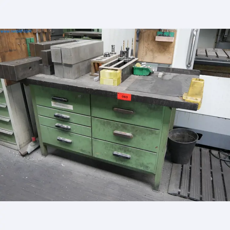 Máquinas del ámbito de la fabricación CNC y la ingeniería mecánica-1