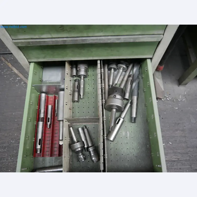 Máquinas del ámbito de la fabricación CNC y la ingeniería mecánica-7