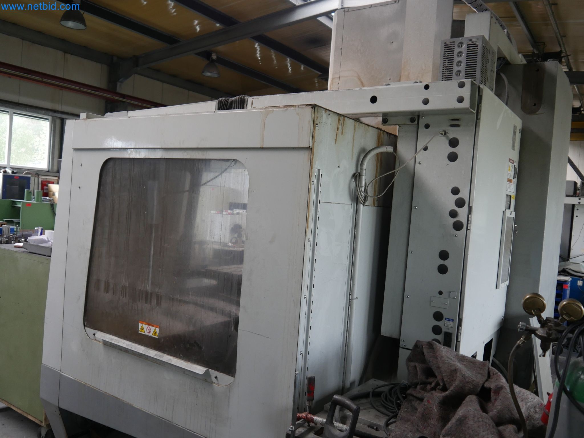 Maschinen aus dem Bereich CNC-Fertigung und Maschinenbau-9