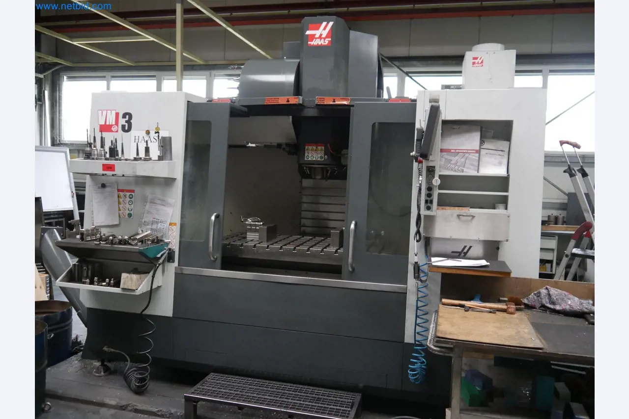 Maschinen aus dem Bereich CNC-Fertigung und Maschinenbau-1