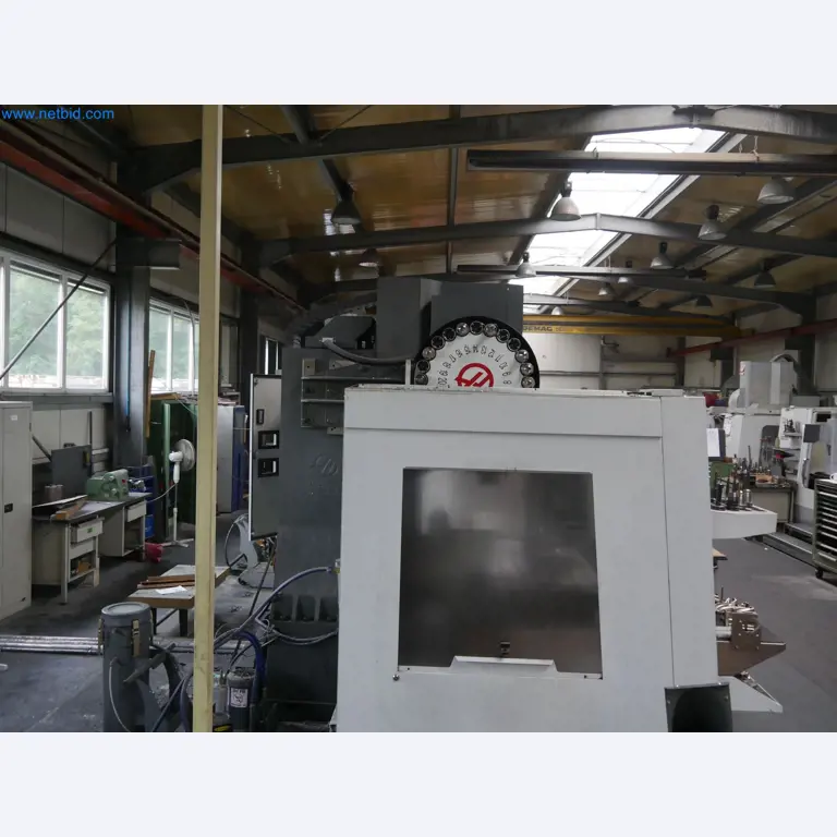 Maschinen aus dem Bereich CNC-Fertigung und Maschinenbau-7