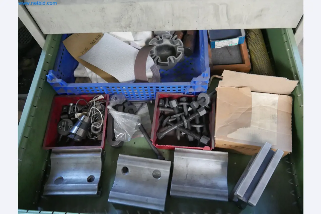 Maszyny z zakresu produkcji CNC i inżynierii mechanicznej-10