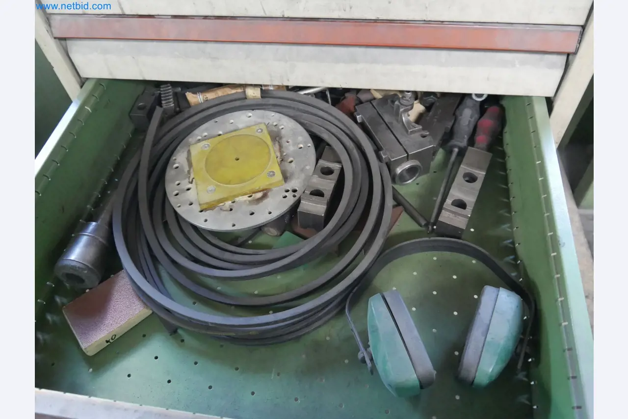 Maszyny z zakresu produkcji CNC i inżynierii mechanicznej-9