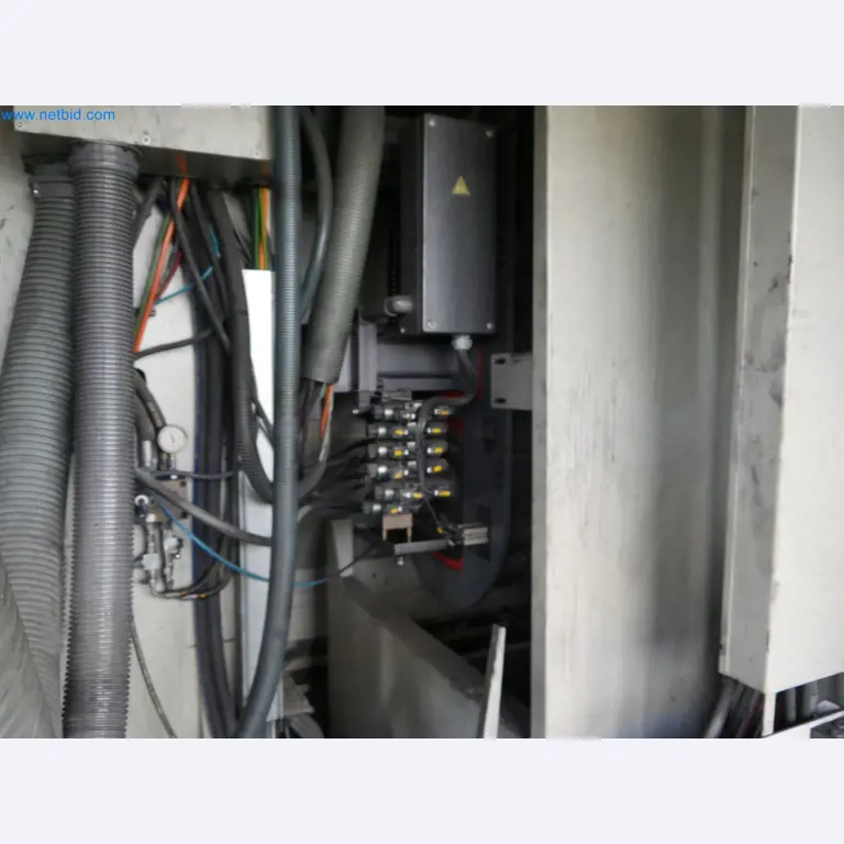 Maszyny z zakresu produkcji CNC i inżynierii mechanicznej-13