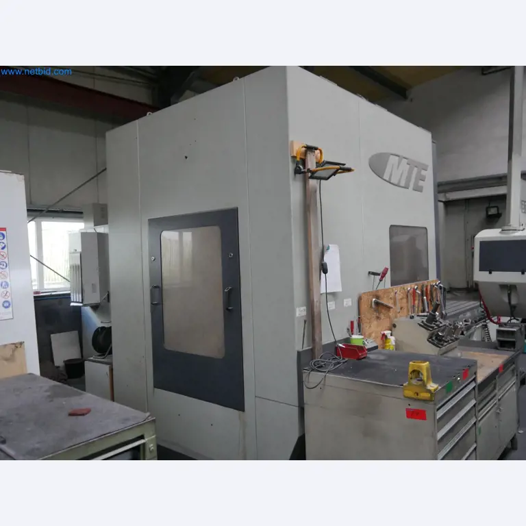 Maszyny z zakresu produkcji CNC i inżynierii mechanicznej-7