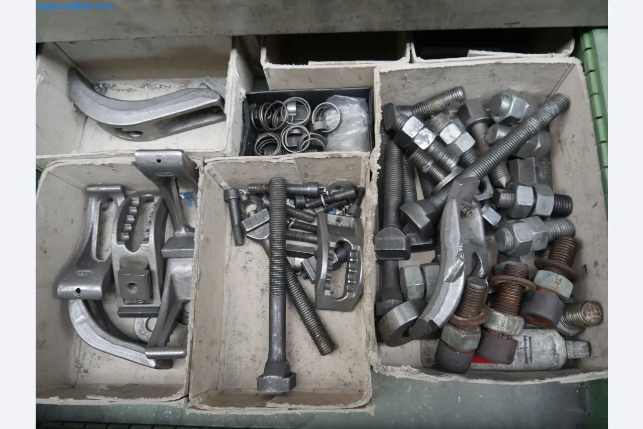 Stroje z oblasti CNC výroby a strojírenství-10