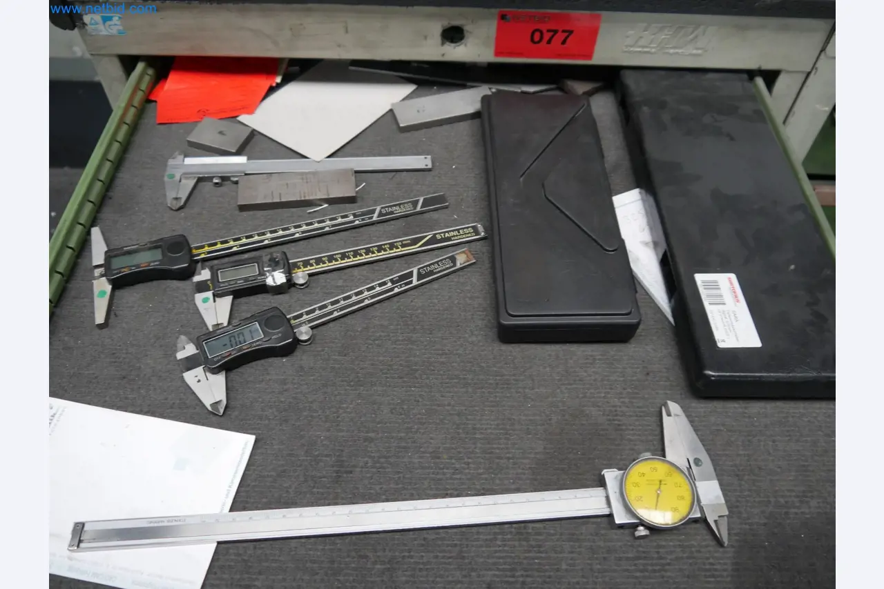 Stroje z oblasti CNC výroby a strojírenství-2