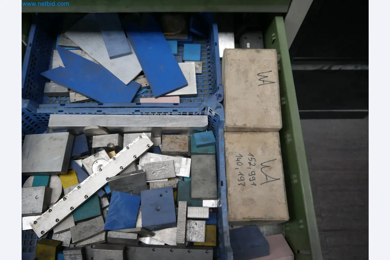 Stroje z oblasti CNC výroby a strojírenství-5