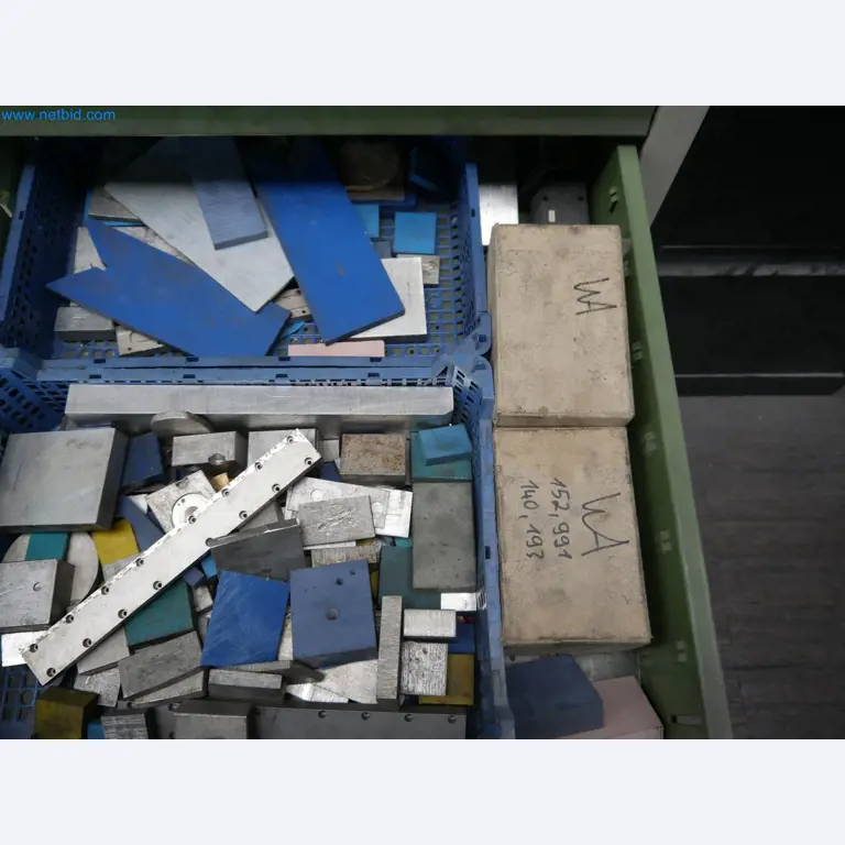 Stroje z oblasti CNC výroby a strojírenství-5