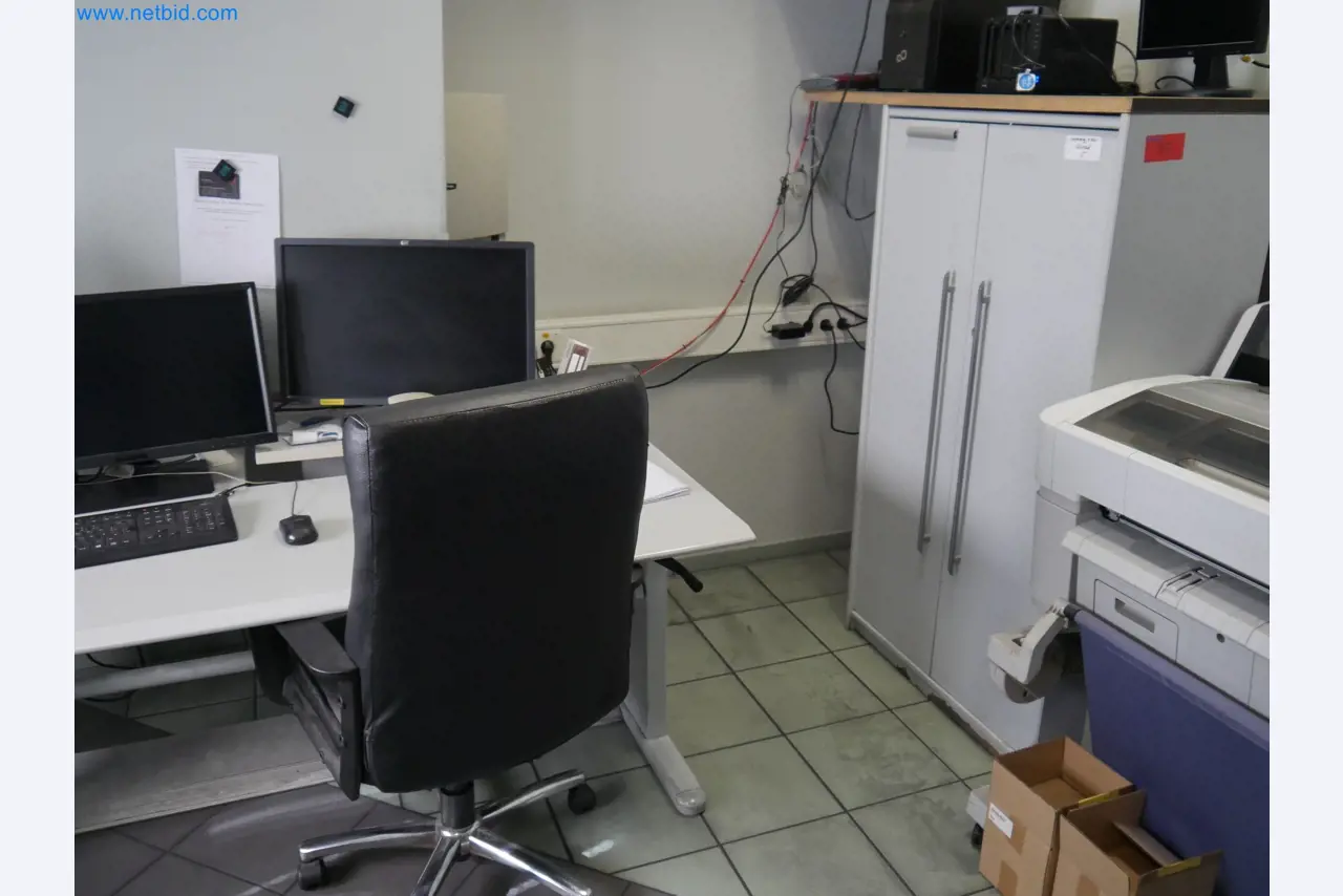 Máquinas del ámbito de la fabricación CNC y la ingeniería mecánica-2