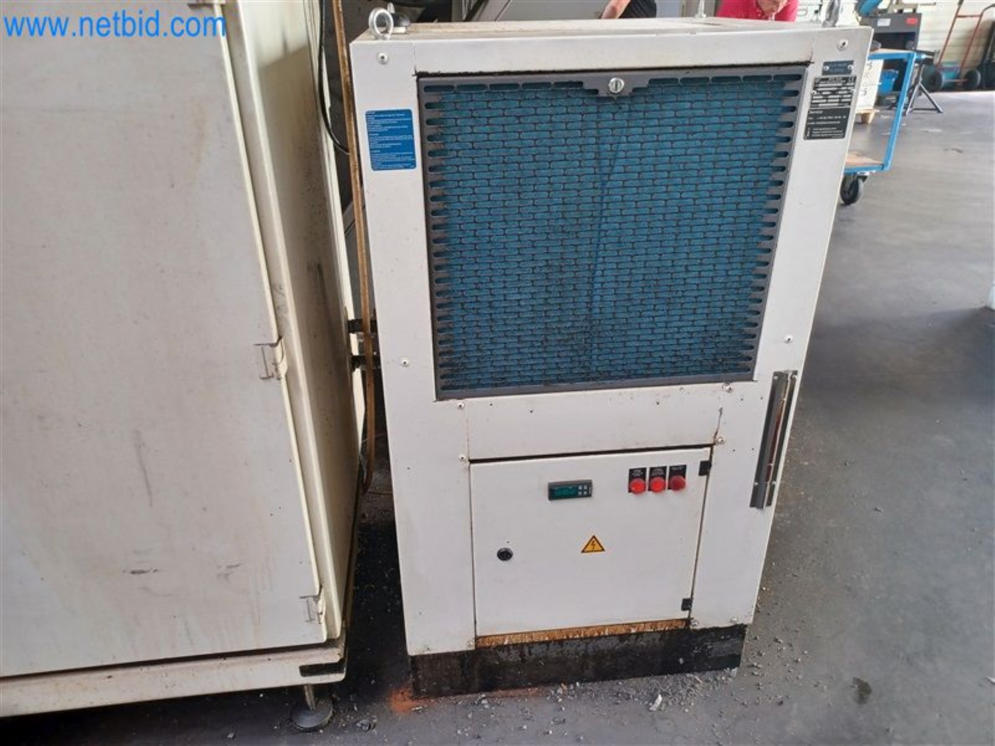 Metalworking machines: including machining centers with accessories-13