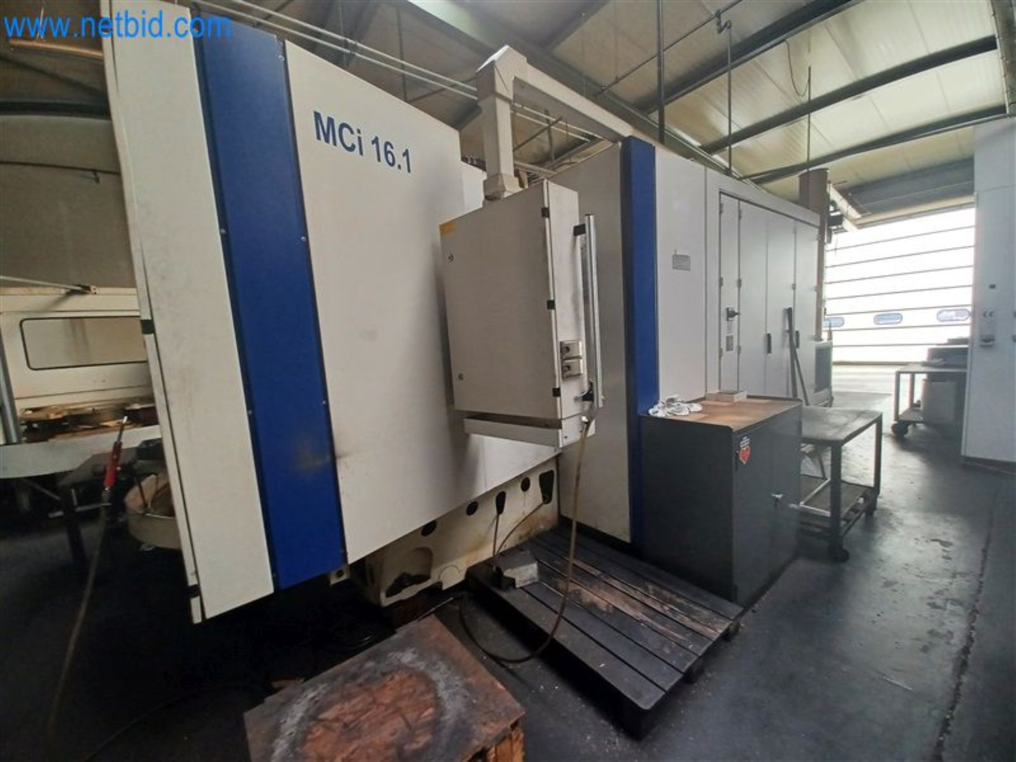 Metalworking machines: including machining centers with accessories-8