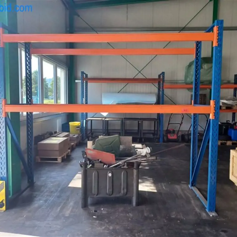 Pallet racking element