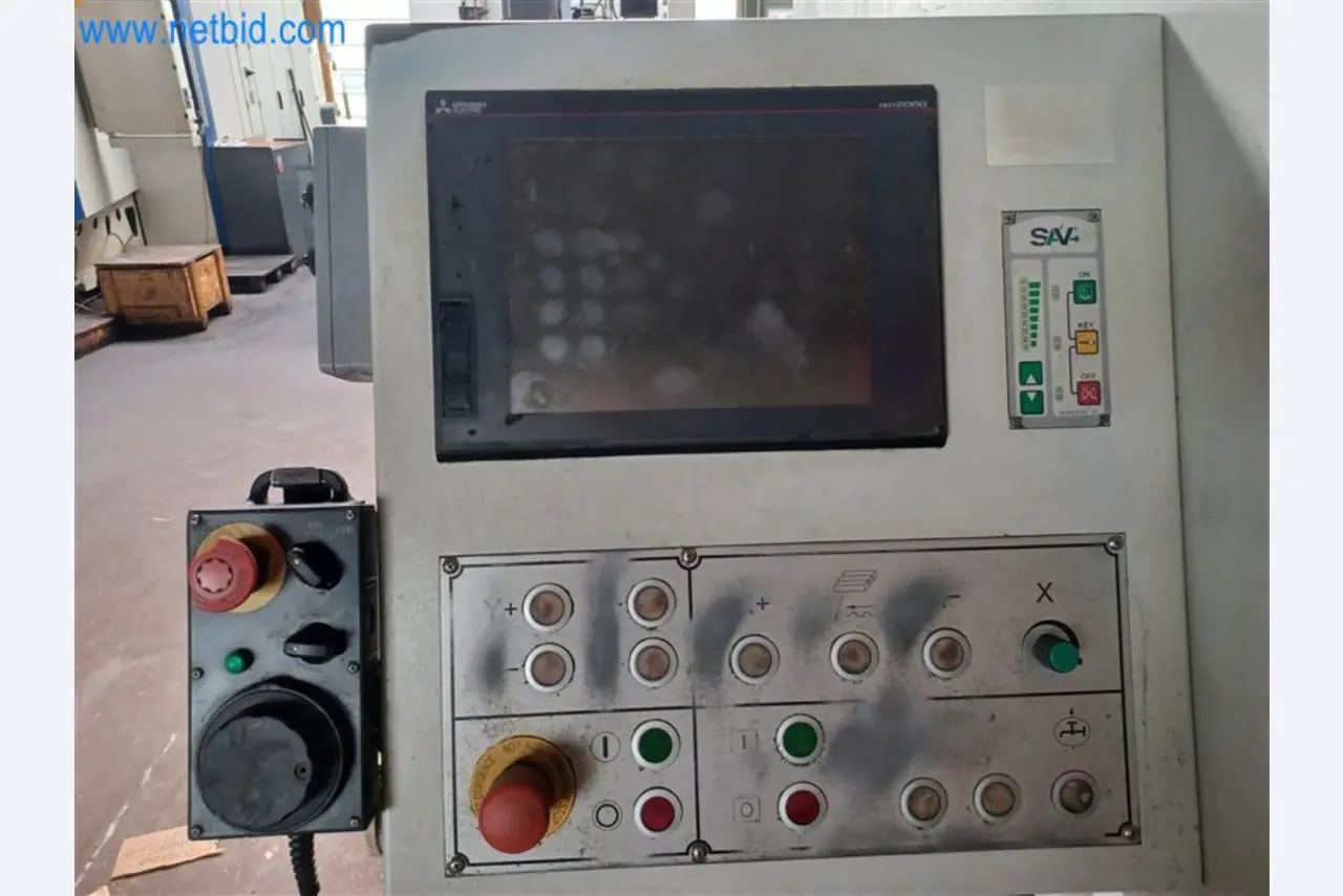 Metalworking machines: including machining centers with accessories-3