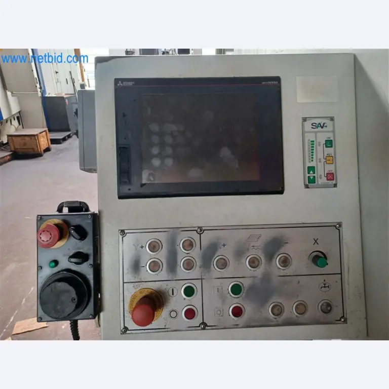 Metalworking machines: including machining centers with accessories-3