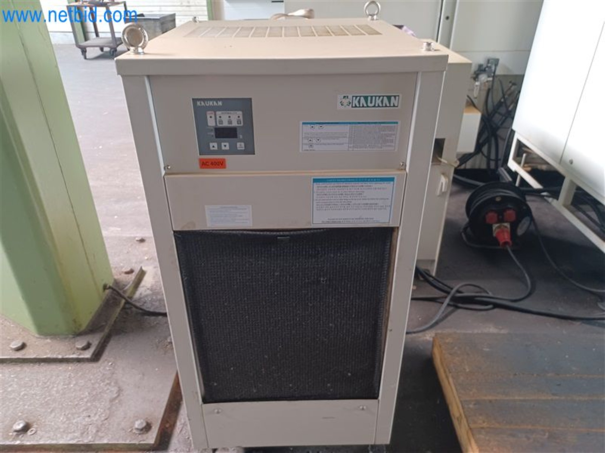 Máquinas para trabajar los metales: incluidos los centros de mecanizado con accesorios-10