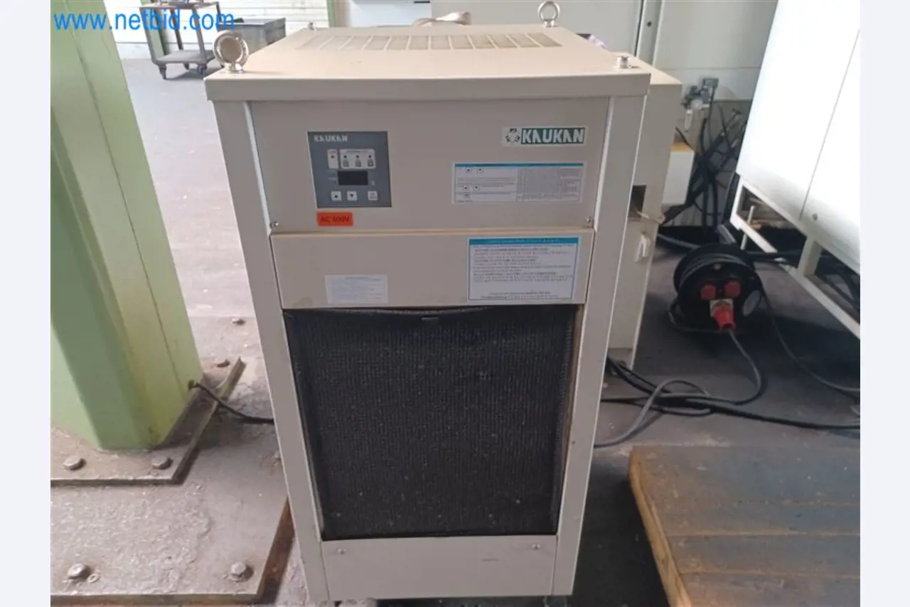 Metalworking machines: including machining centers with accessories-10