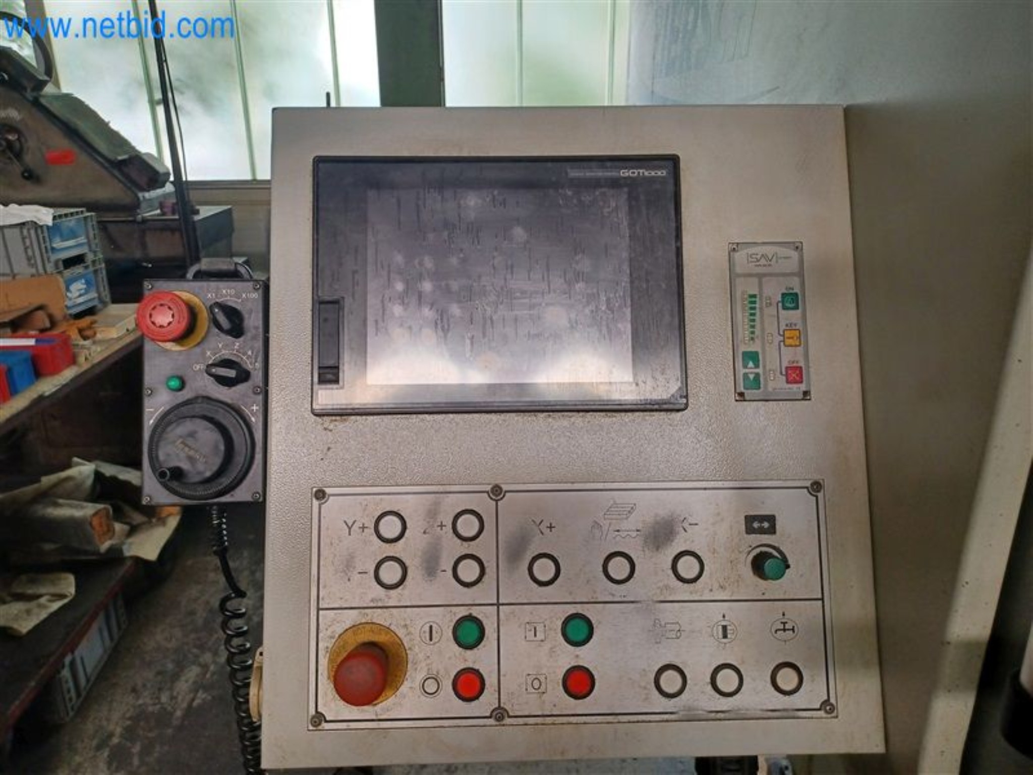 Máquinas para trabajar los metales: incluidos los centros de mecanizado con accesorios-4