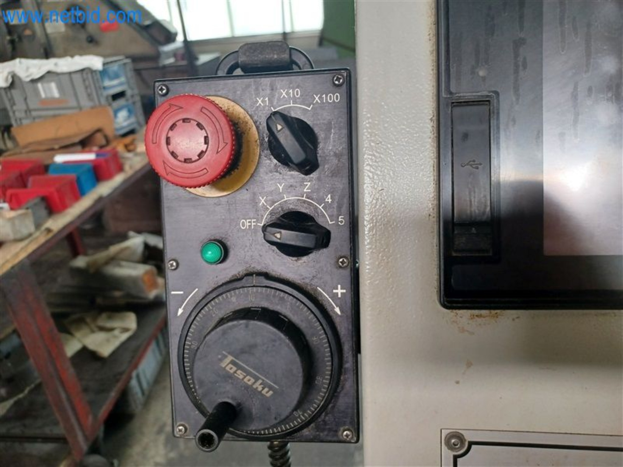 Máquinas para trabajar los metales: incluidos los centros de mecanizado con accesorios-6