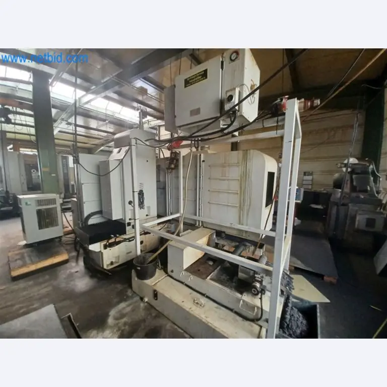 Metalworking machines: including machining centers with accessories-8