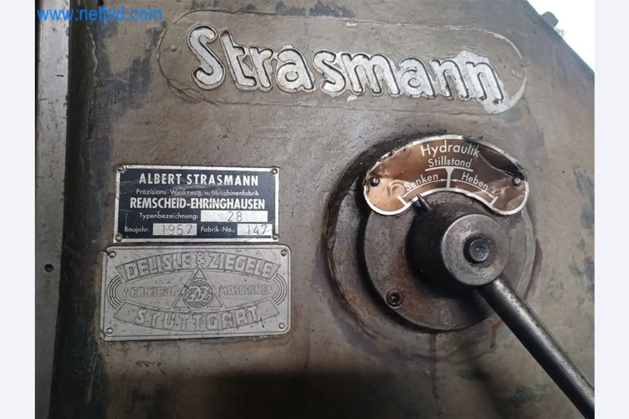 Metalworking machines: including machining centers with accessories-3