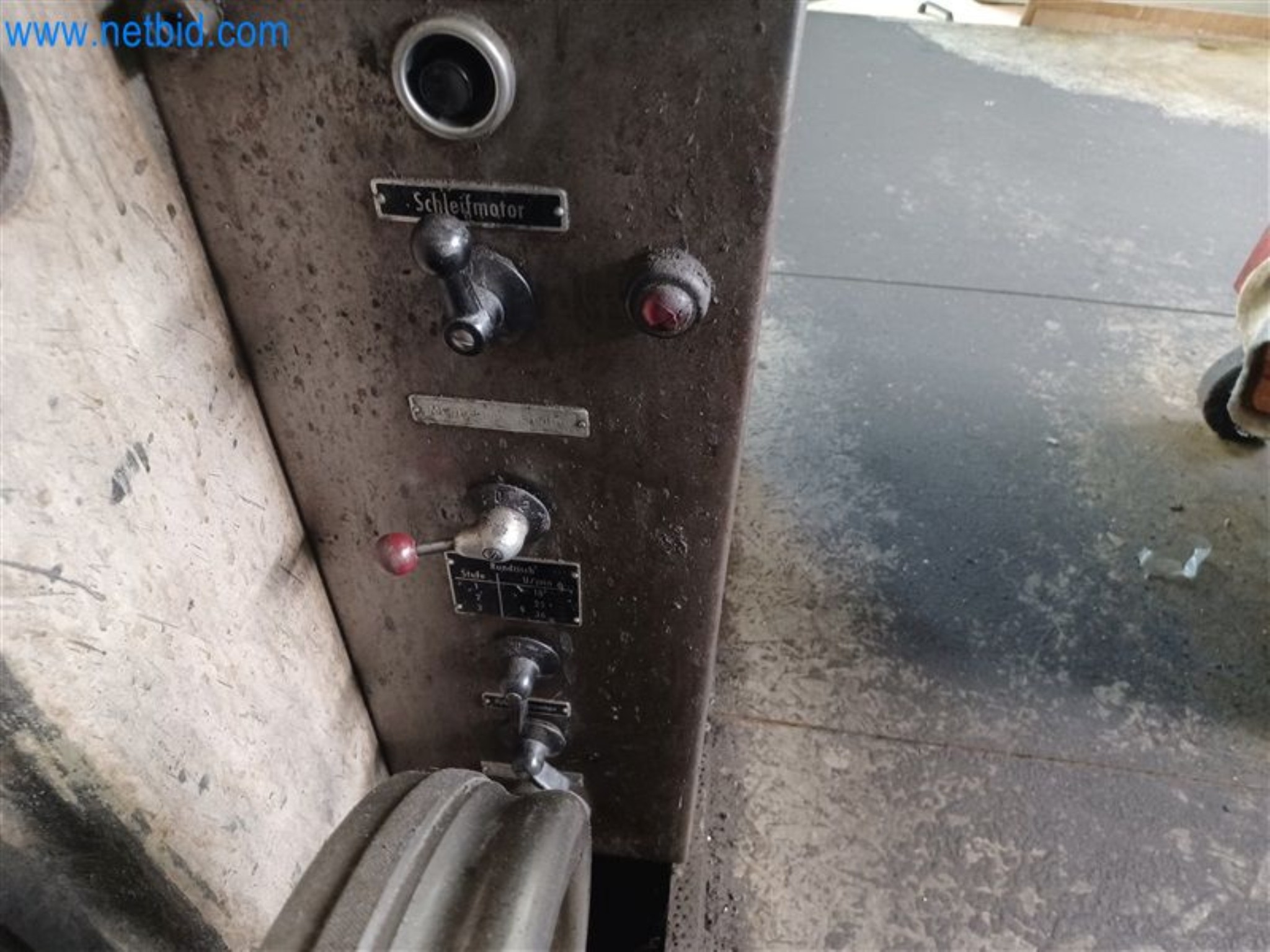 Máquinas para trabajar los metales: incluidos los centros de mecanizado con accesorios-6