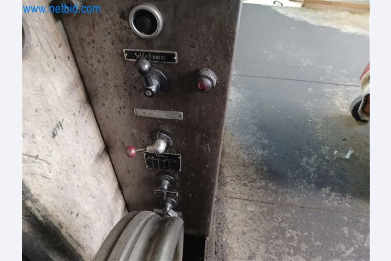 Metalworking machines: including machining centers with accessories-6