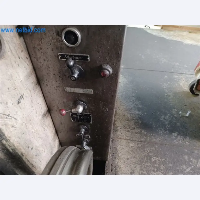 Metalworking machines: including machining centers with accessories-6