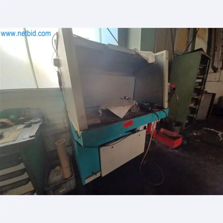 Metalworking machines: including machining centers with accessories-4