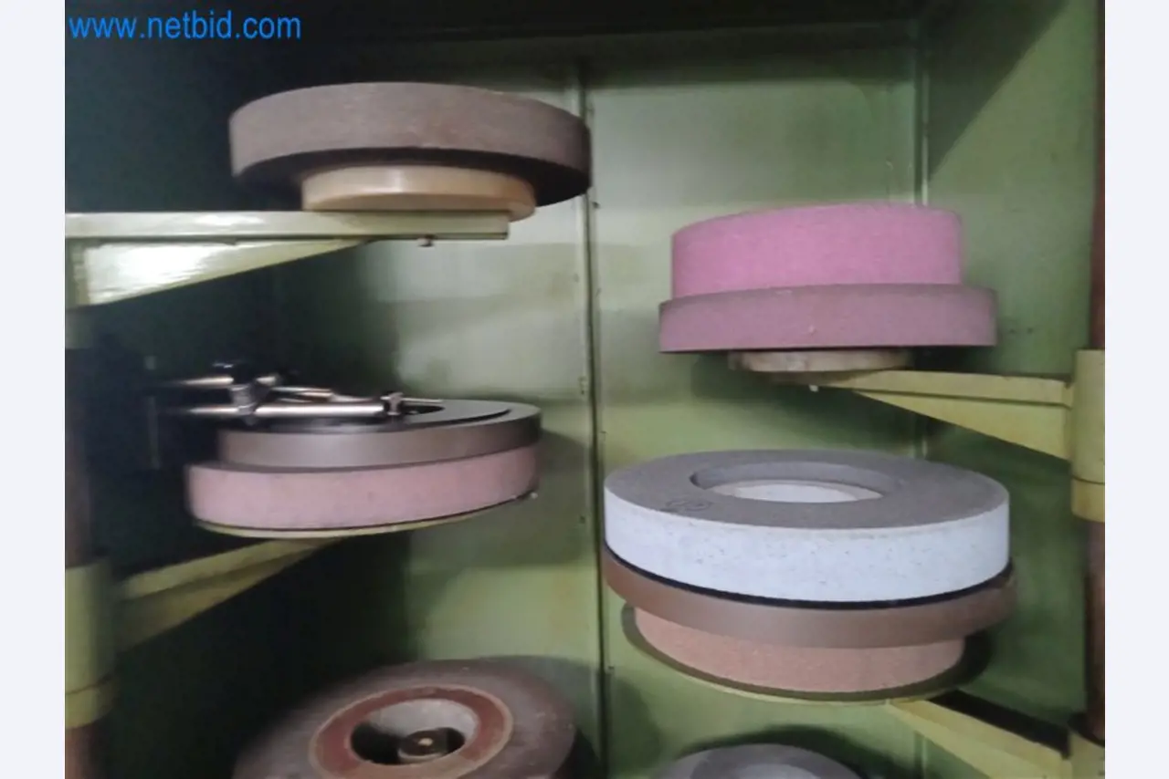 Kovoobráběcí stroje: včetně obráběcích center s příslušenstvím-2