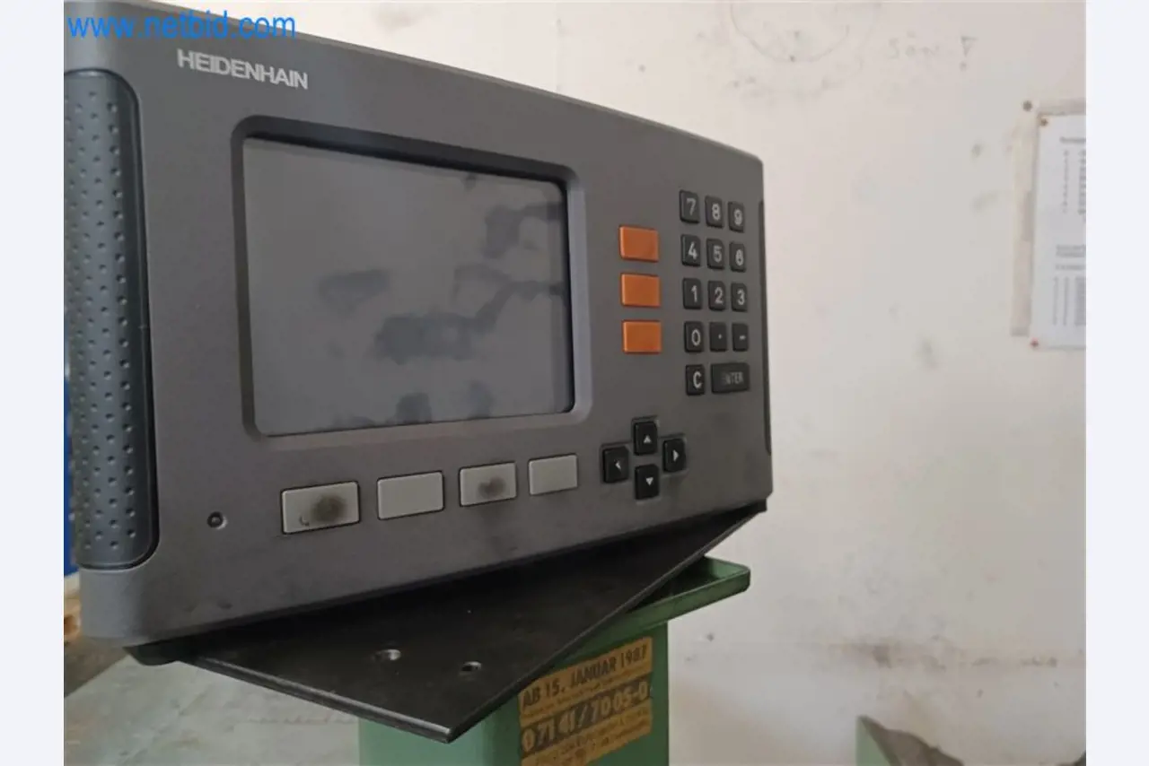 Metalworking machines: including machining centers with accessories-4