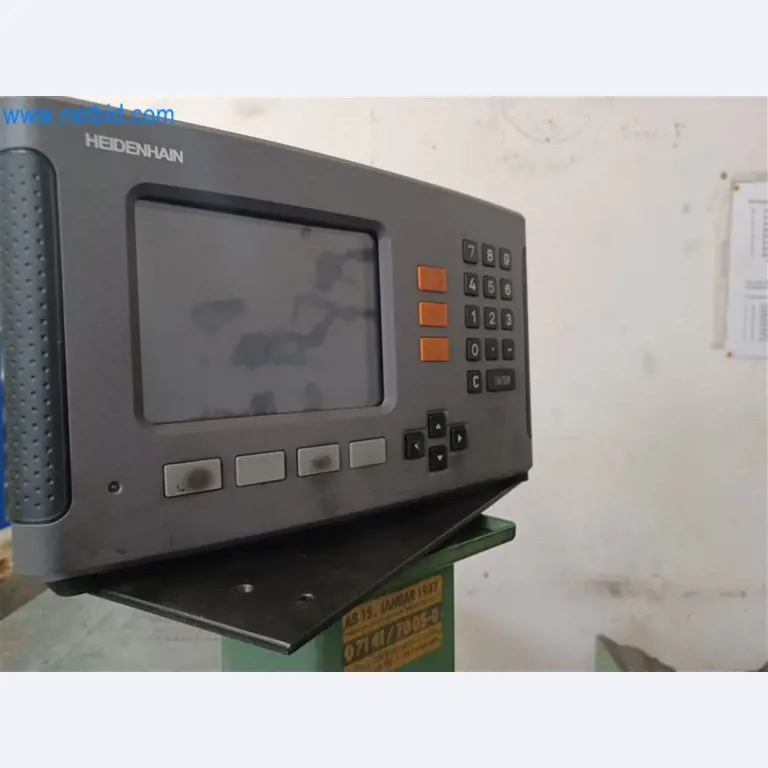 Metalworking machines: including machining centers with accessories-4