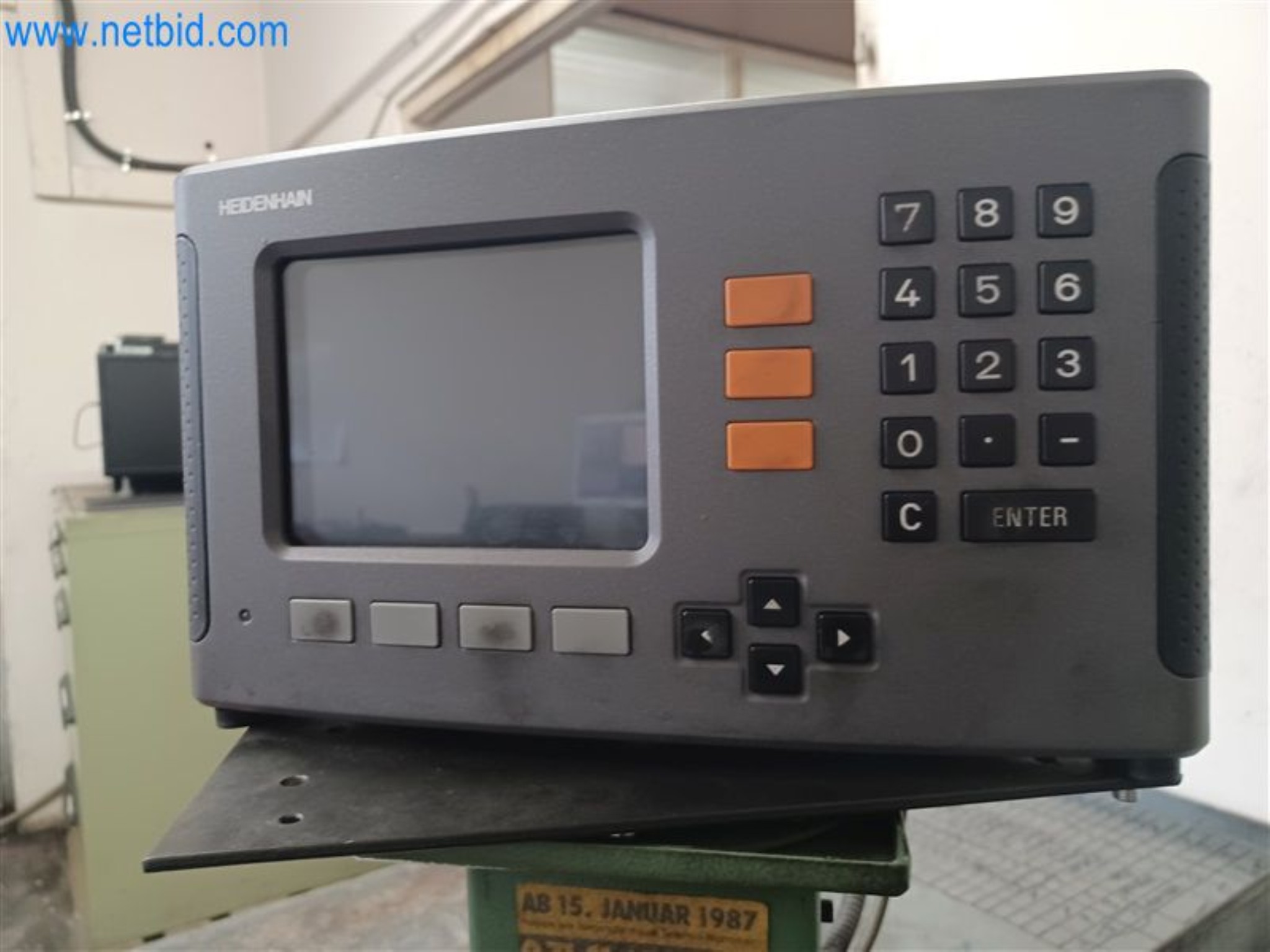 Metalworking machines: including machining centers with accessories-5