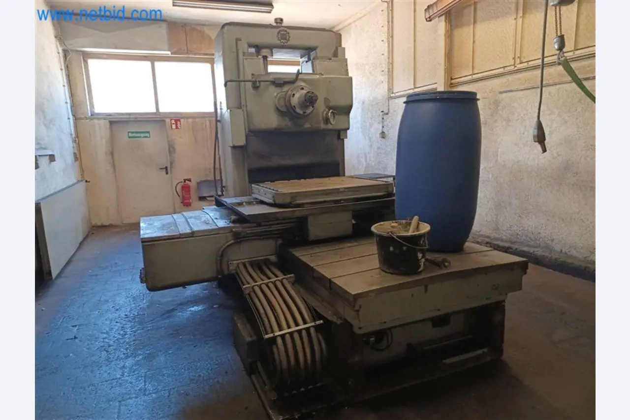 Máquinas para trabajar los metales: incluidos los centros de mecanizado con accesorios-12