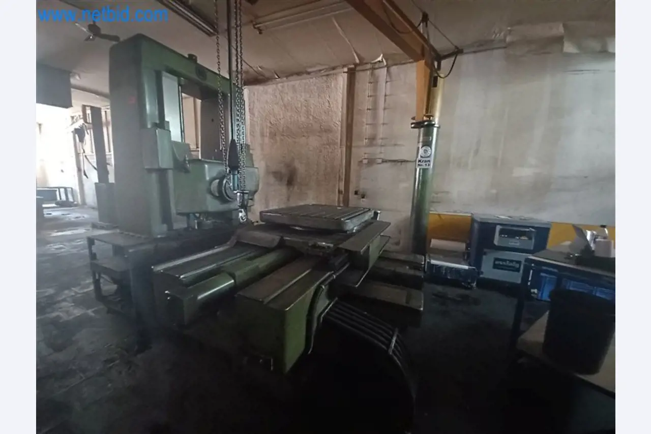 Máquinas para trabajar los metales: incluidos los centros de mecanizado con accesorios-1