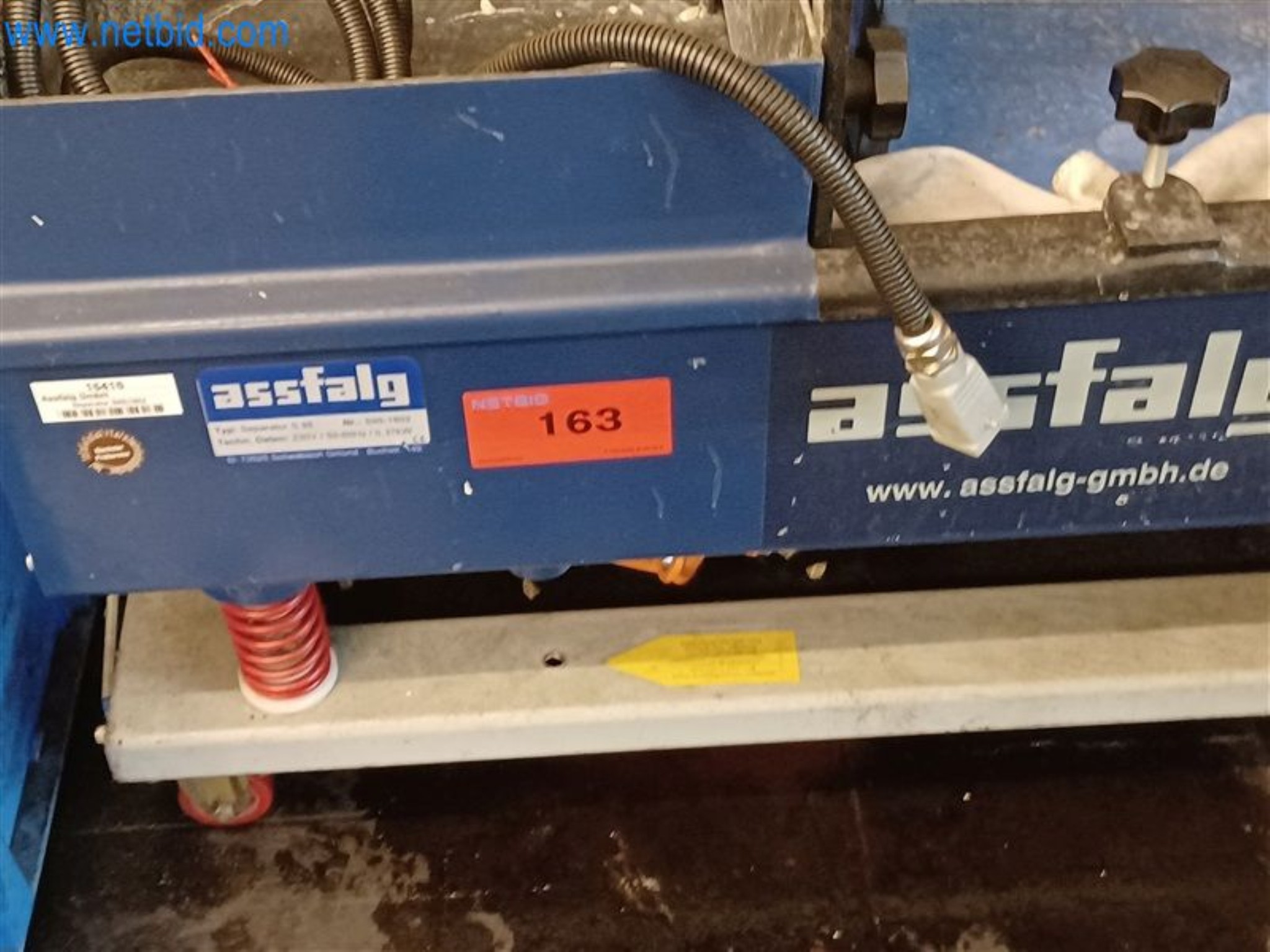 Machines pour le travail du métal : entre autres, centres d'usinage avec accessoires-5