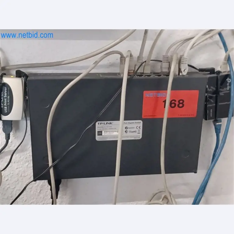 Maszyny do obróbki metalu: w tym centra obróbcze z akcesoriami-1